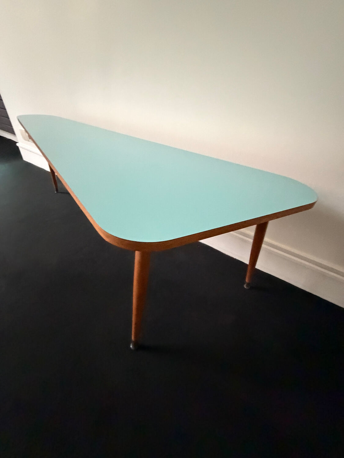 Table basse moderniste – années 50/60