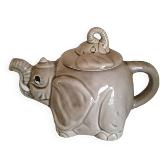 Elephant teapot