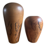 Paire de vases en bois