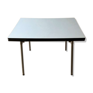 Table formica