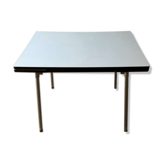 Formica table