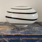 Spiral pattern ball lamp