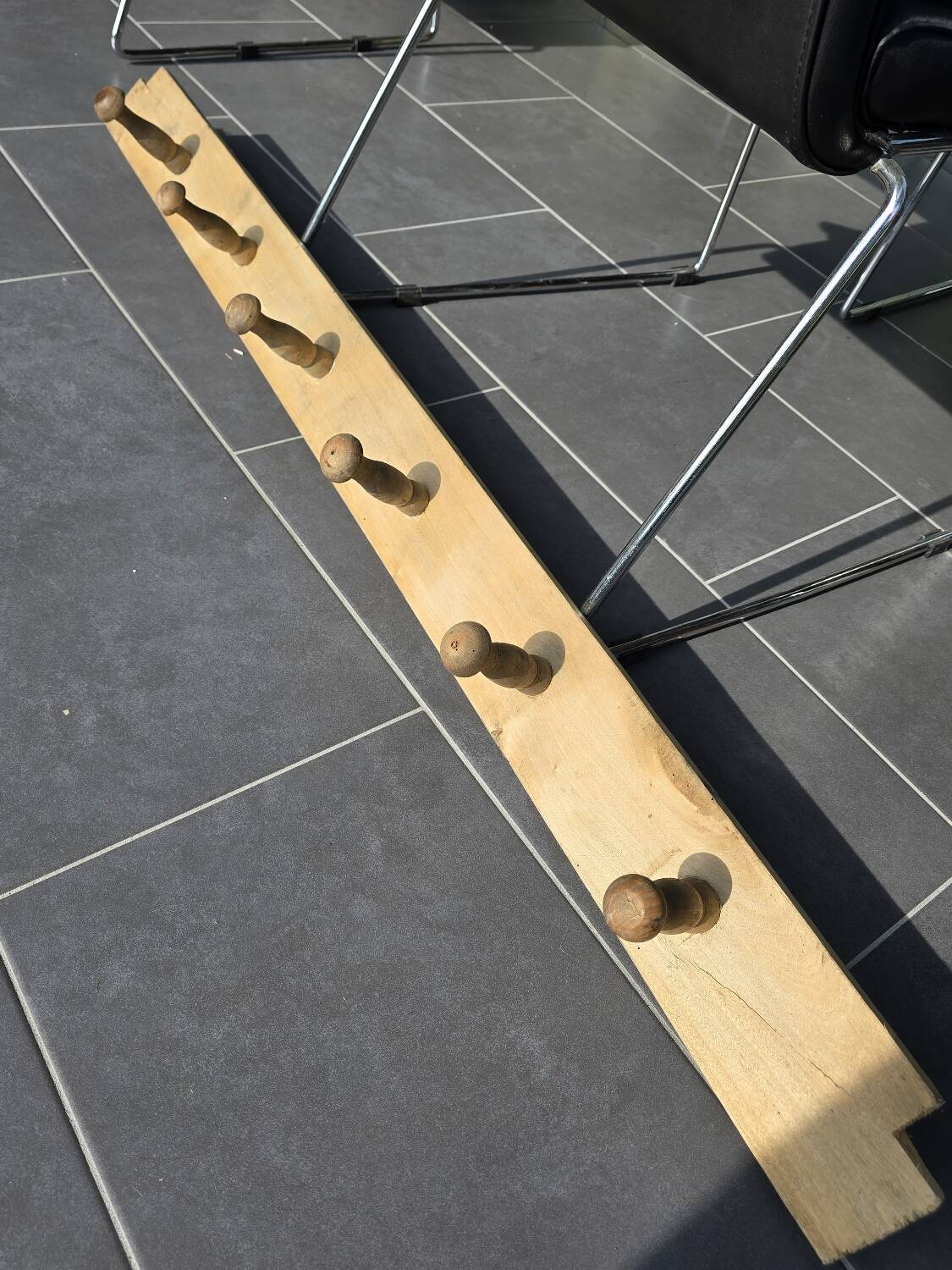 Antique wooden coat rack with 6 hooks