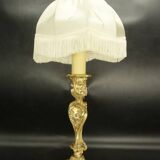Large Rocaille / Rococo / Louis XV style candlestick lamp from the 19th century - bronze