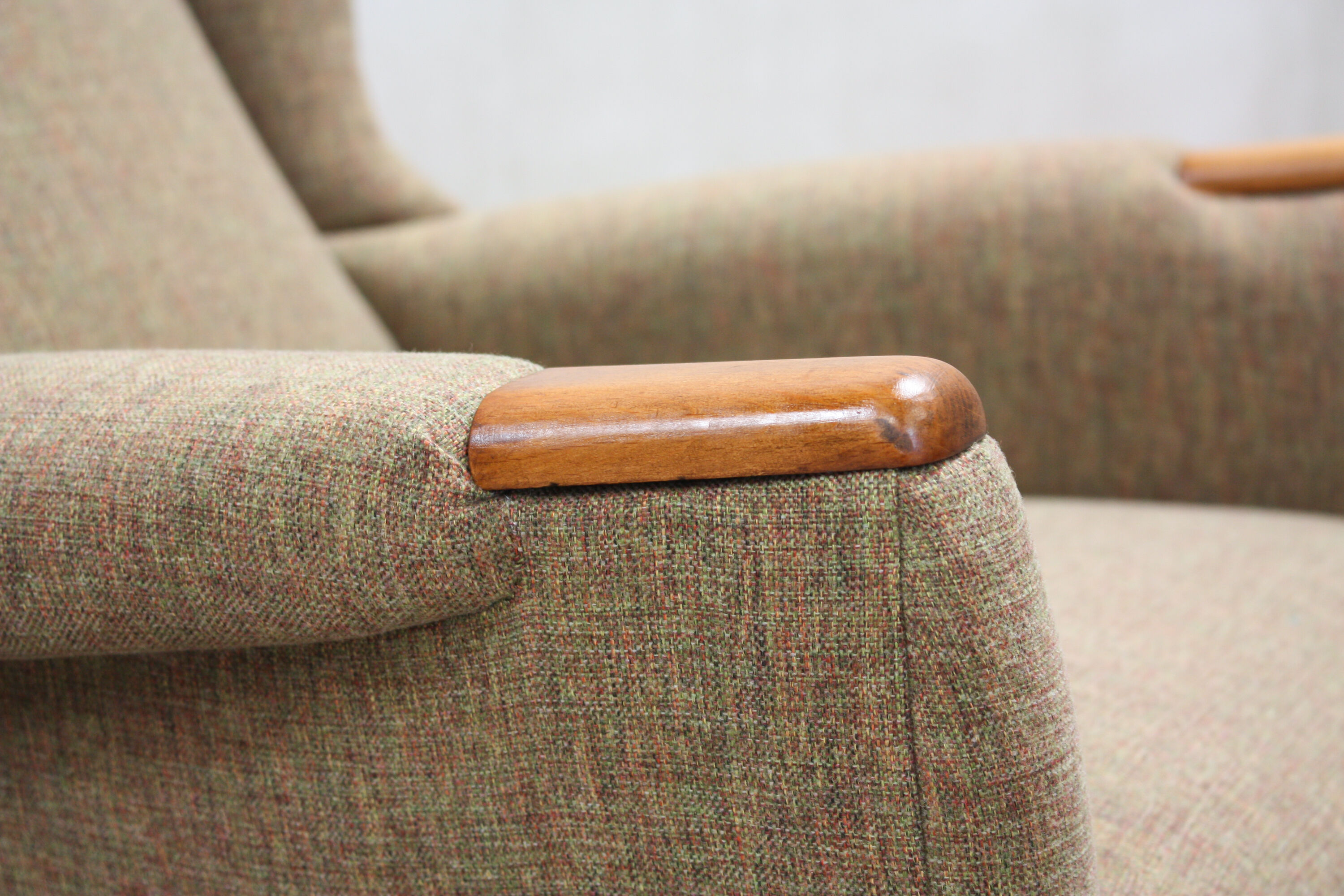 Wingback armchairs from Parker Knoll, 1960