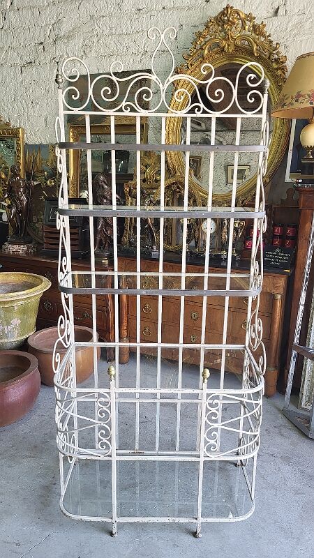 Etagere boulangere ancienne en fer forge a 5 niveaux