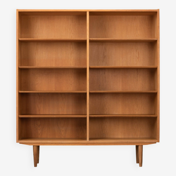Danish Design Oak Bookcase by Hundevad, 1960s