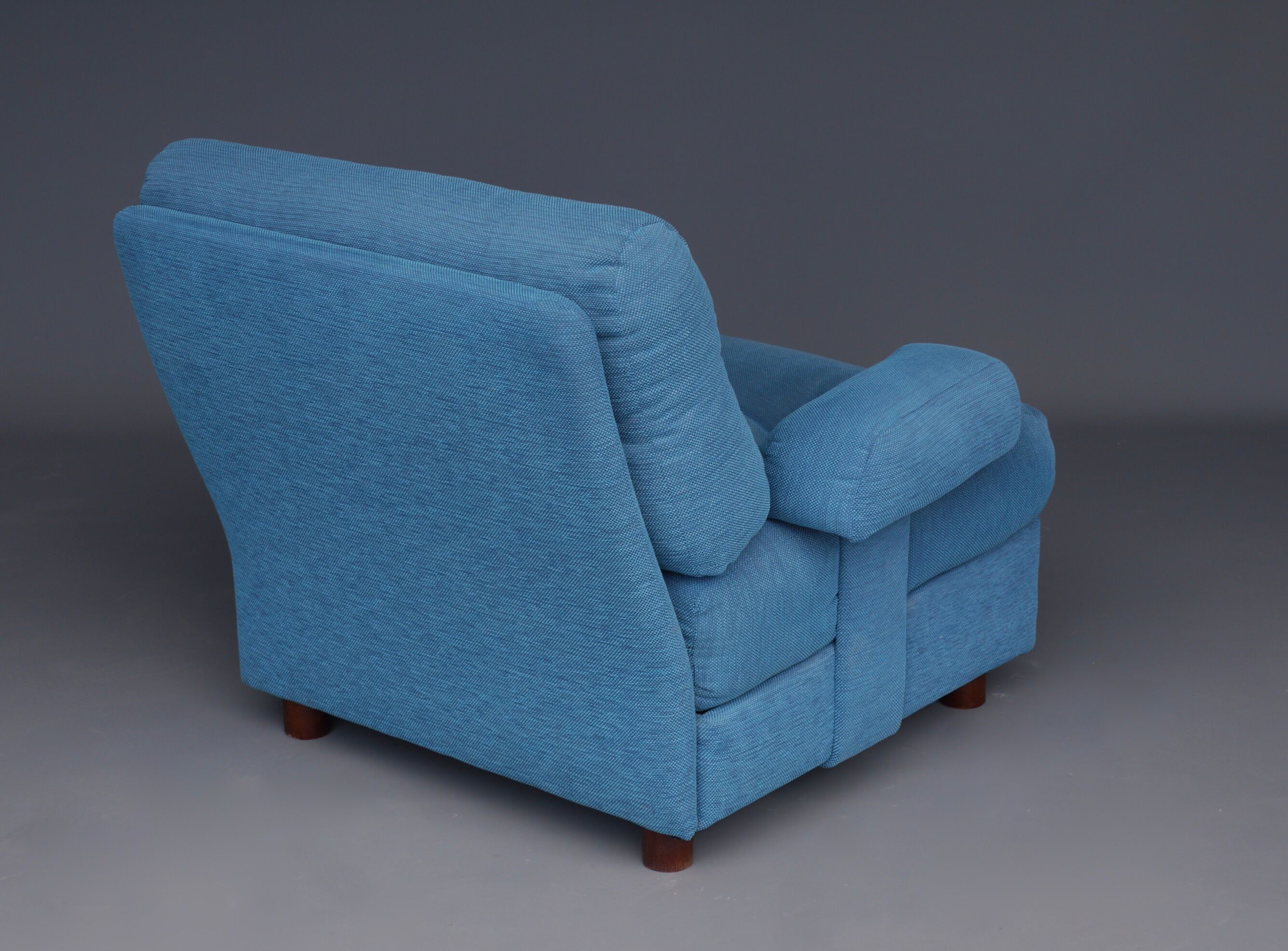 Vintage Leolux Lounge Chair. 1980s