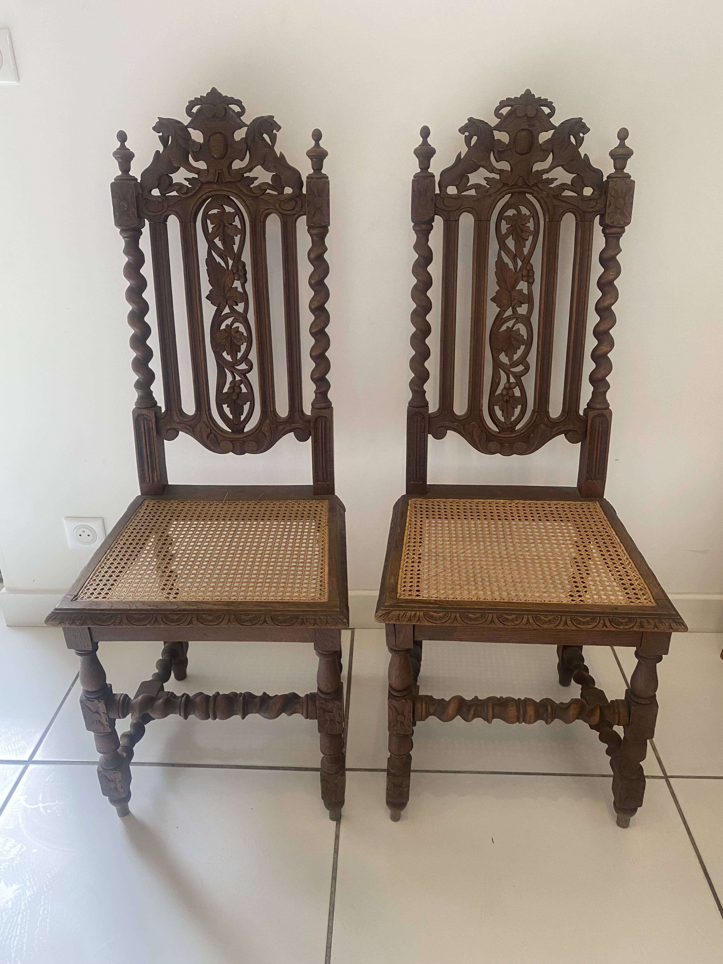 Pair of 2 Henri II neo-renaissance carved lion head chairs