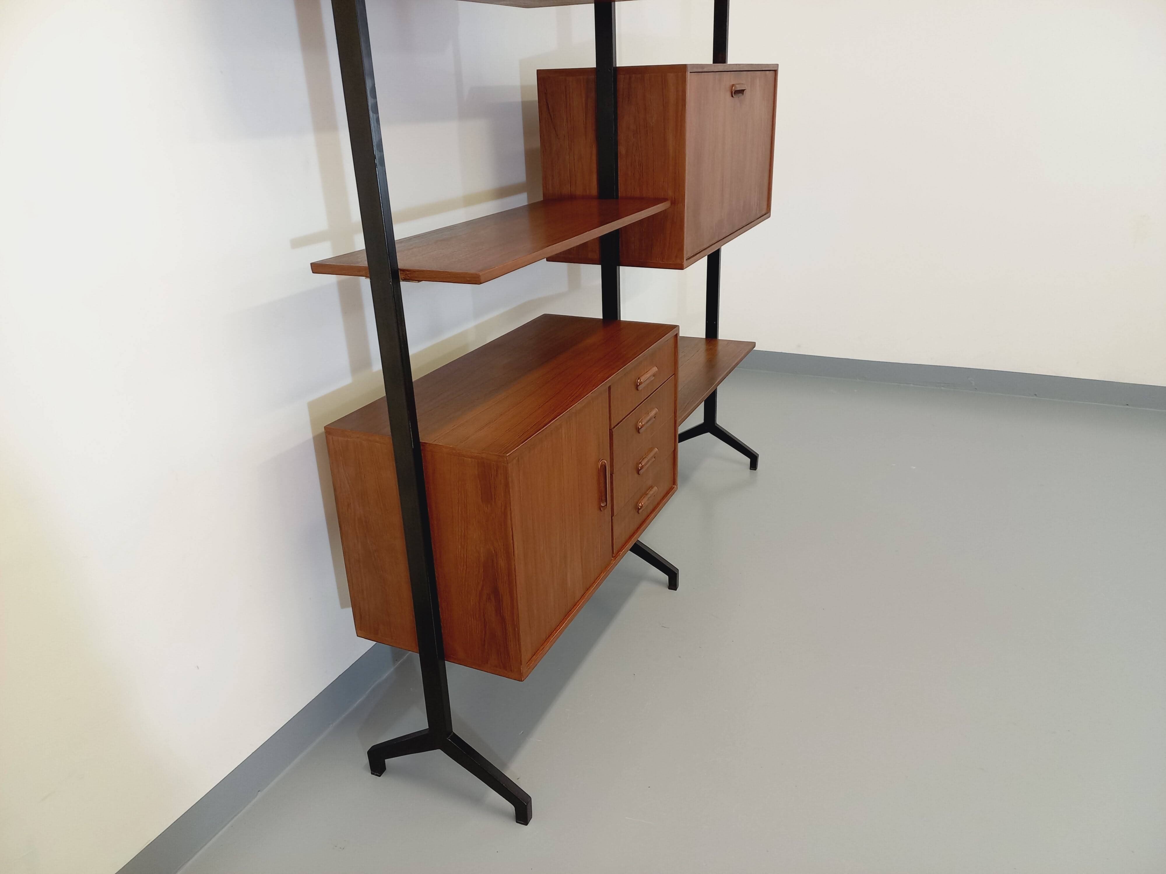 Italian bookcase vintage modular double shelf in teak and metal from the 60s