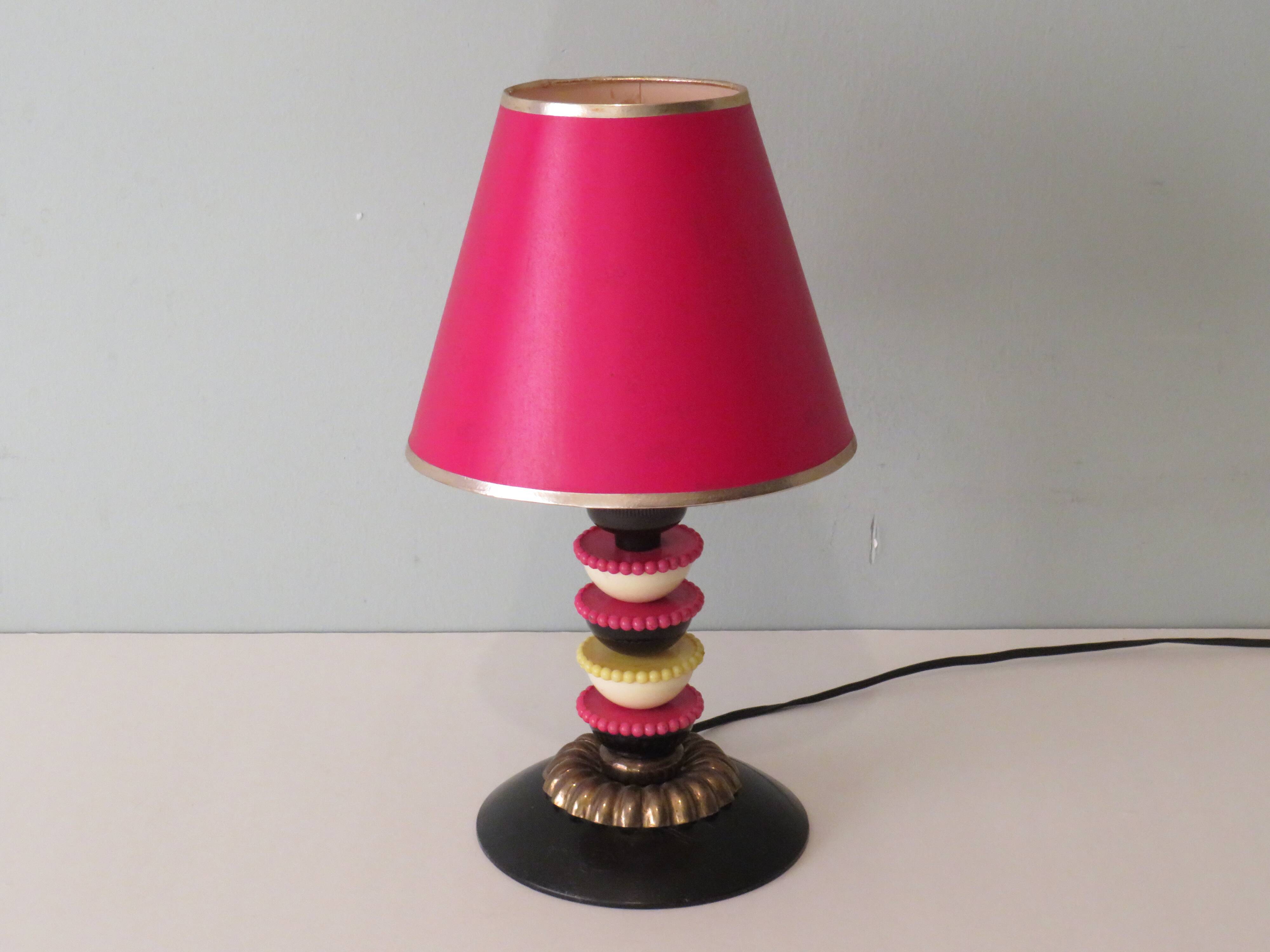 Table lamp in copper, plastic and Bakelite, early twentieth century, Belcique.