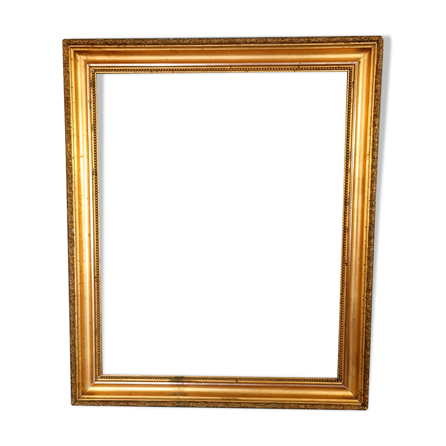 19th century frame gilded stucco wood, beaded interior edges, 47x39 cm, leaf 41.8x32.7 cm SB