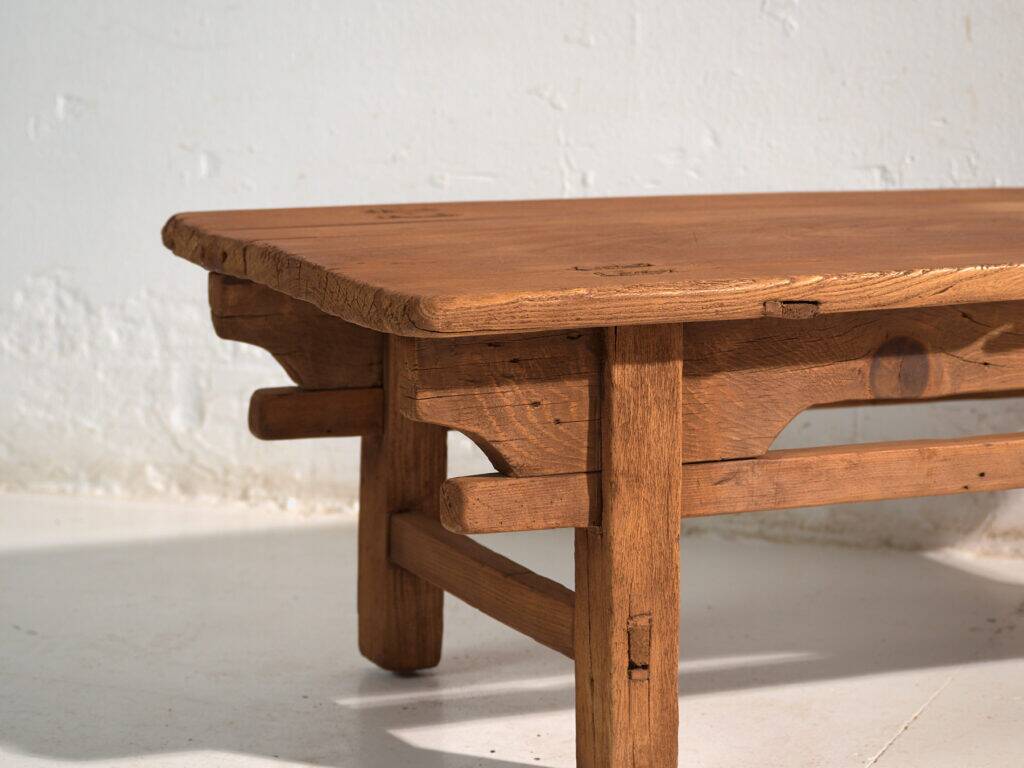 Kang table, antique pine wood – China, circa 1890