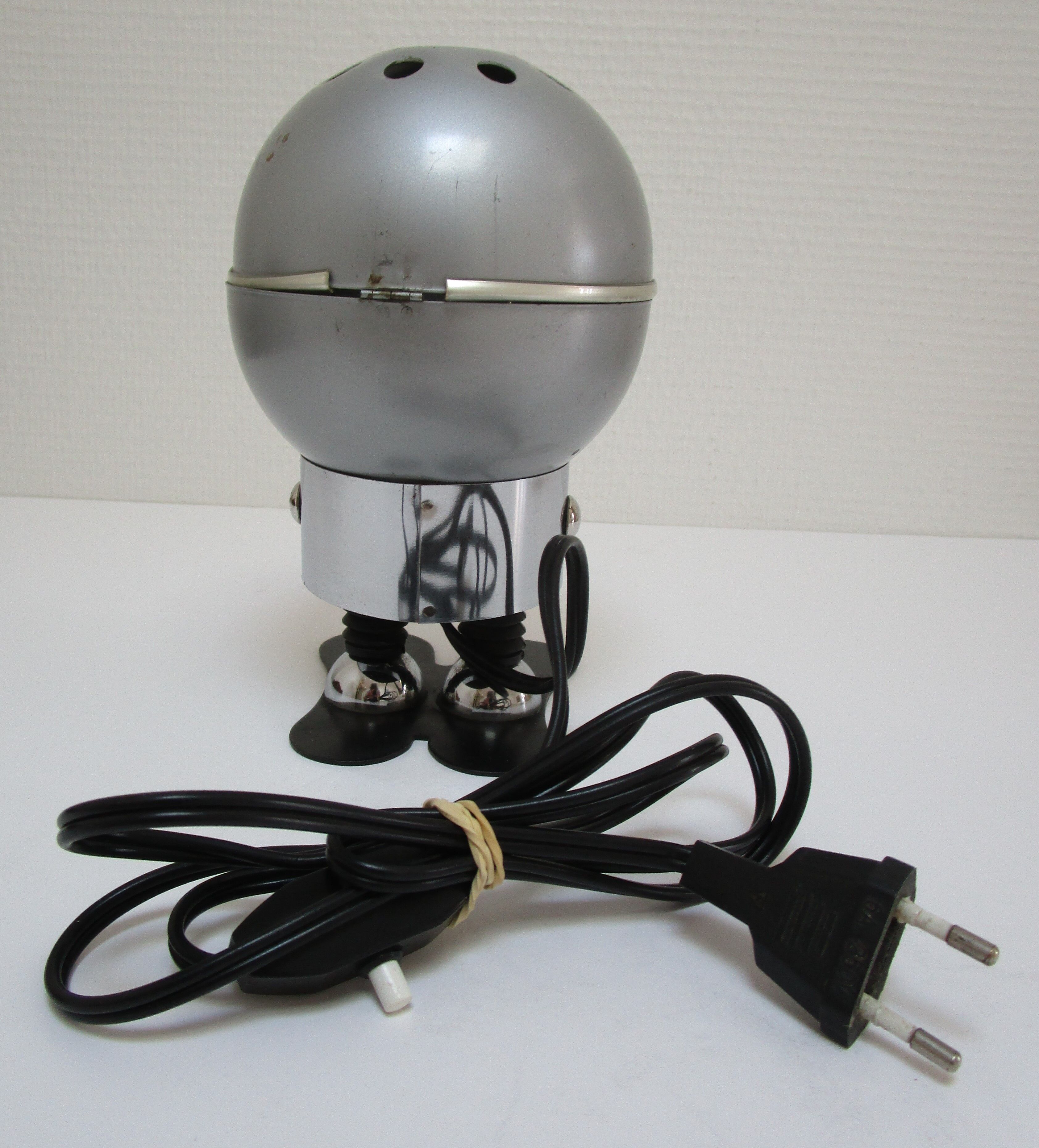 Robot lamp by satco space age 70s