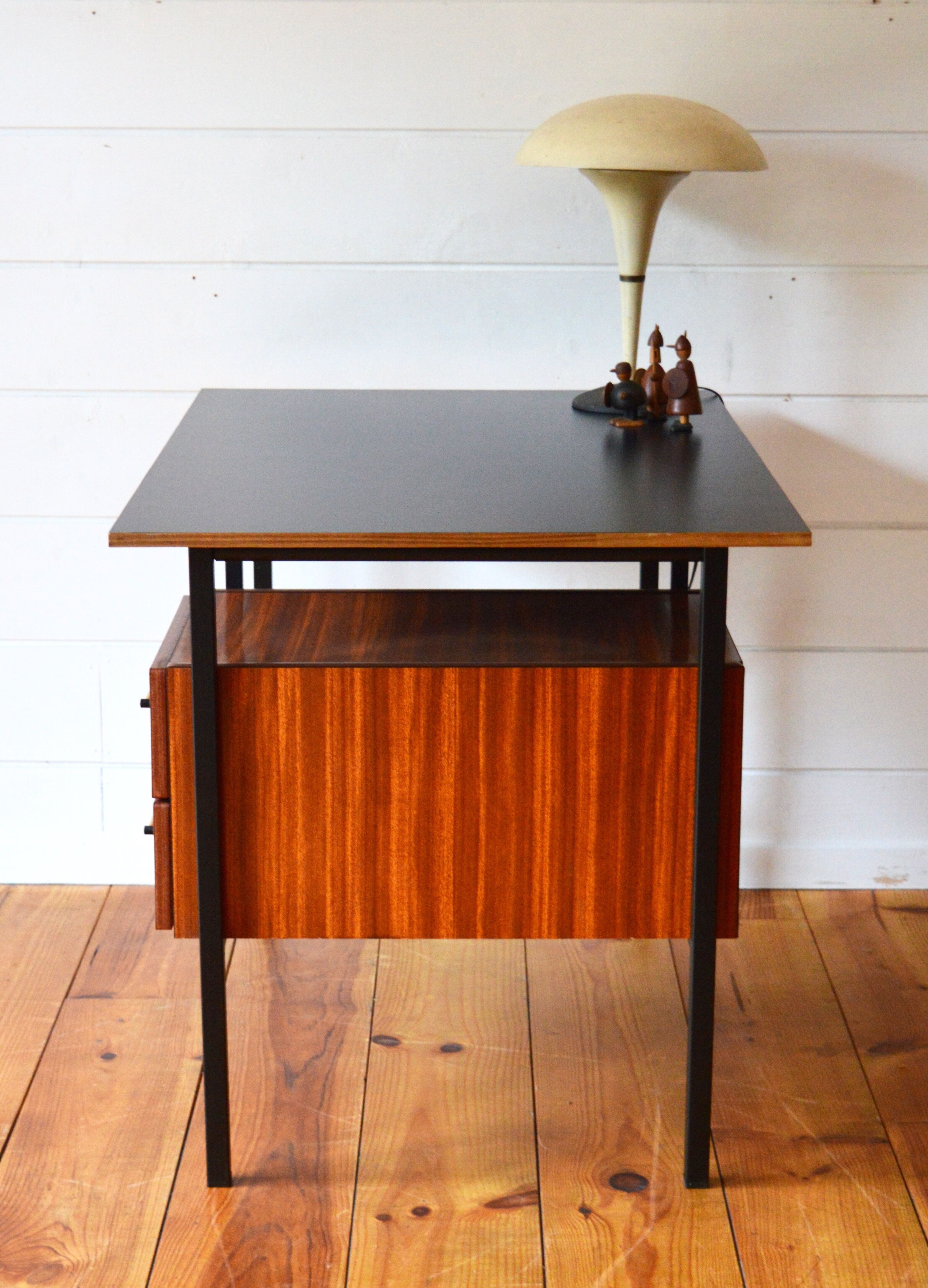 Alphonse desk