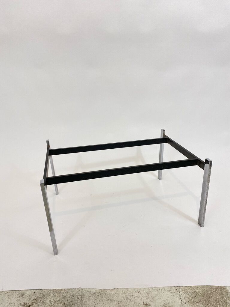 White marble coffee table