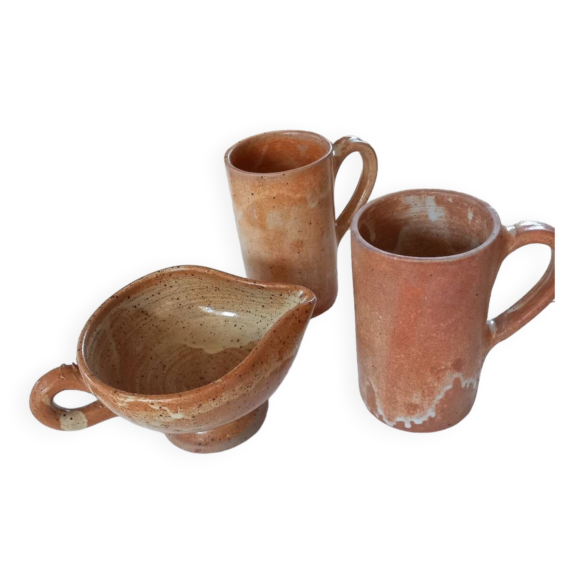 2 mugs + stoneware creamer