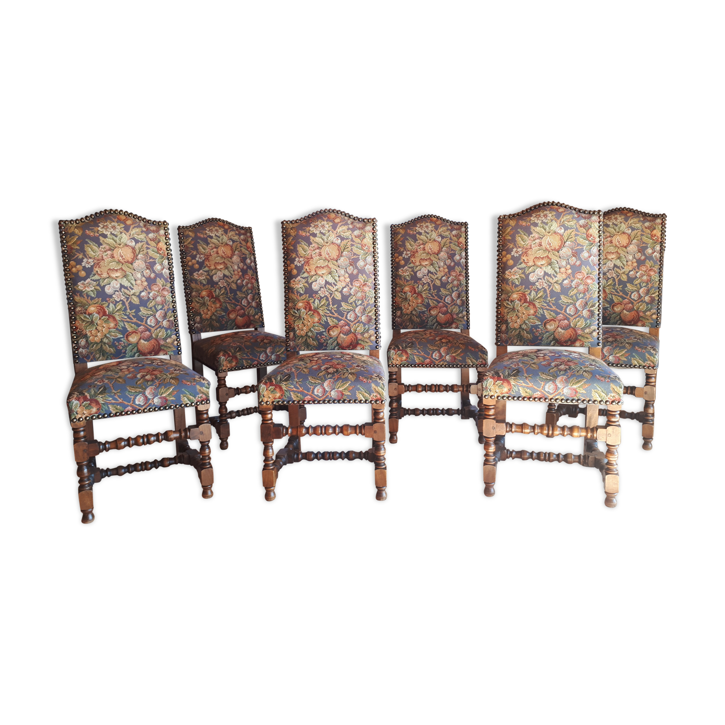 Ensemble de 6 chaises de style Louis XIII