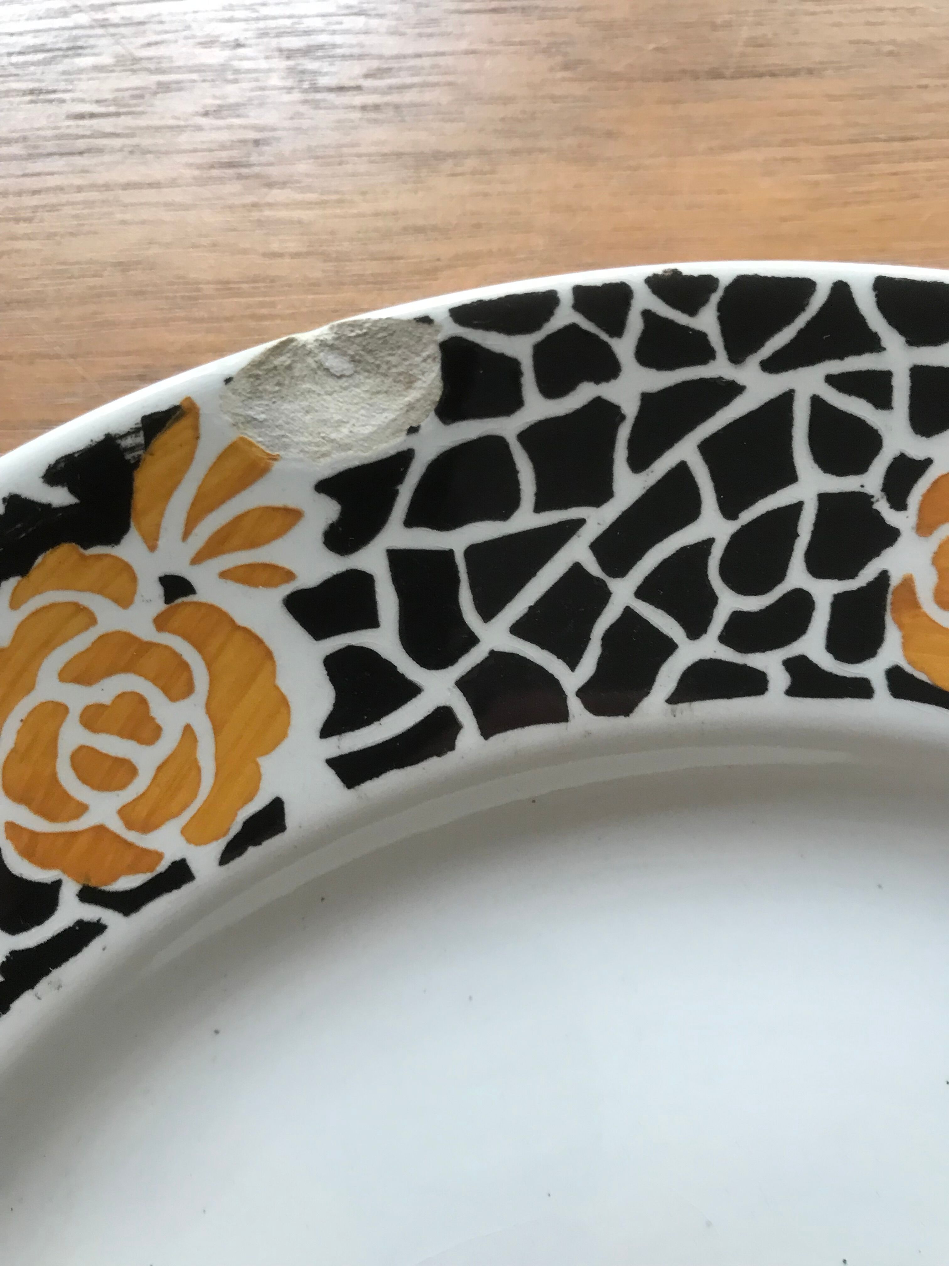 Lot de 7 assiettes creuses Art Déco