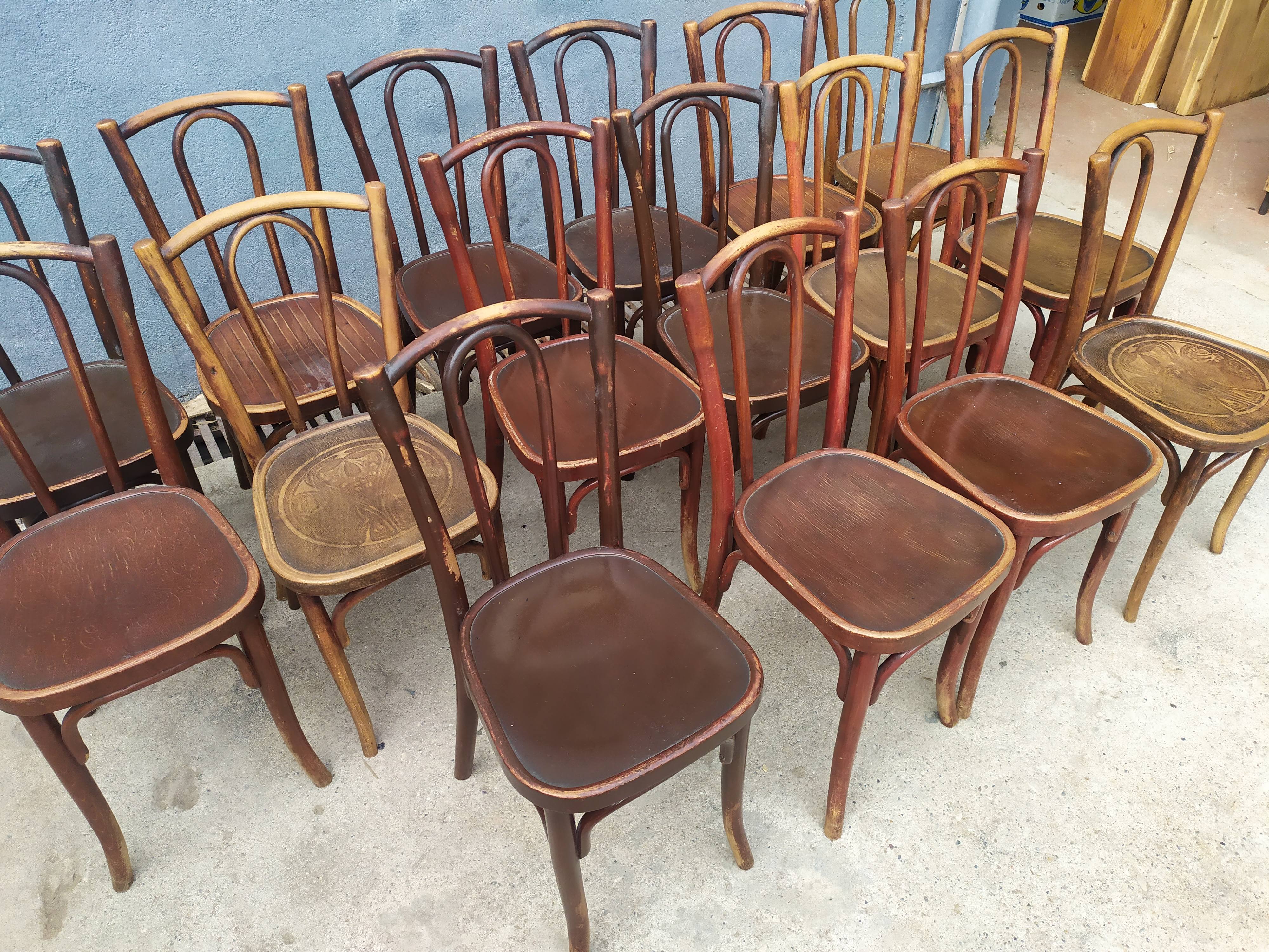 Lot de 16 chaises bistrot