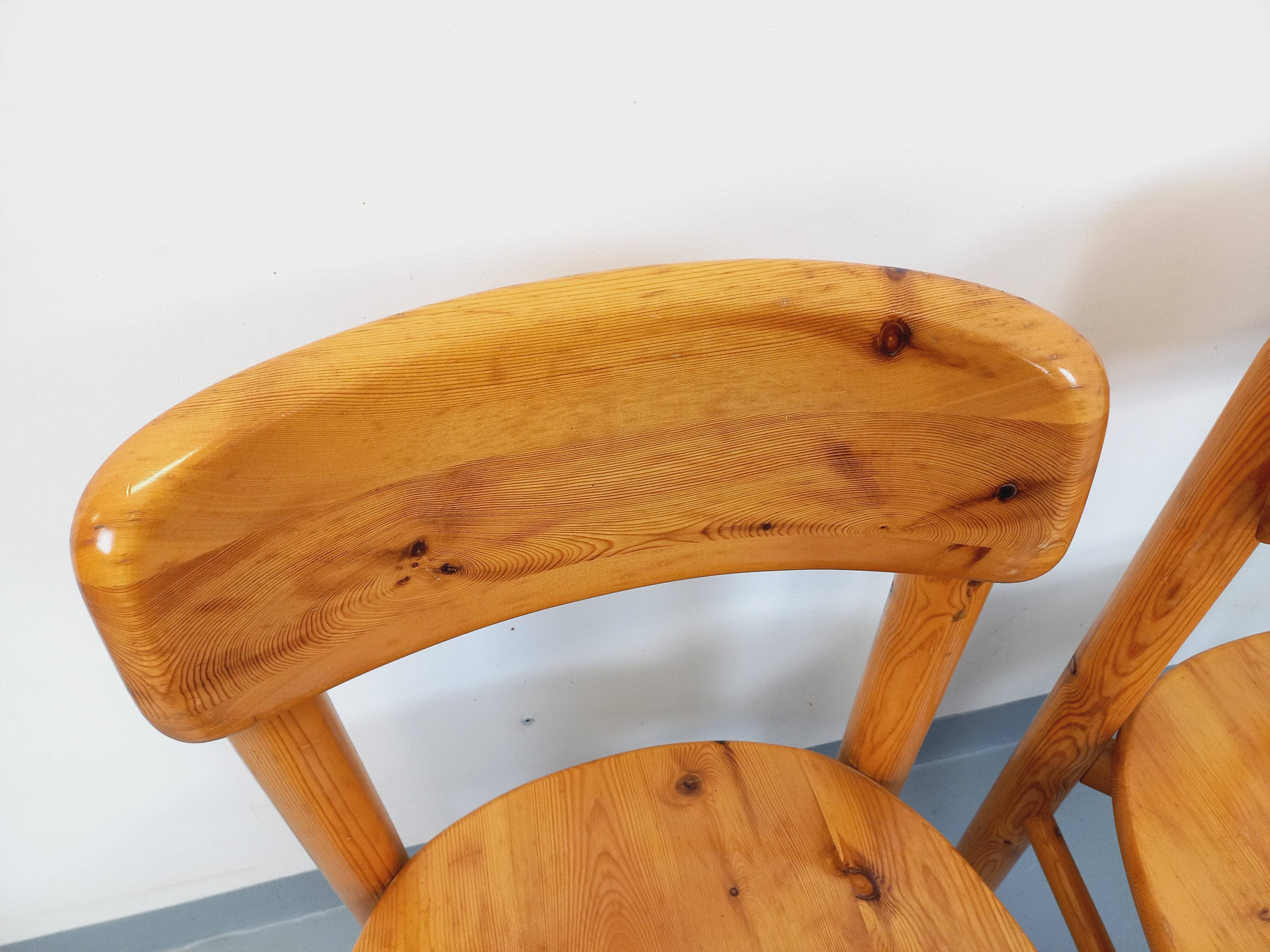 Set of 2 vintage Scandinavian chairs by Rainer Daumiller in pine from the 1960s.
