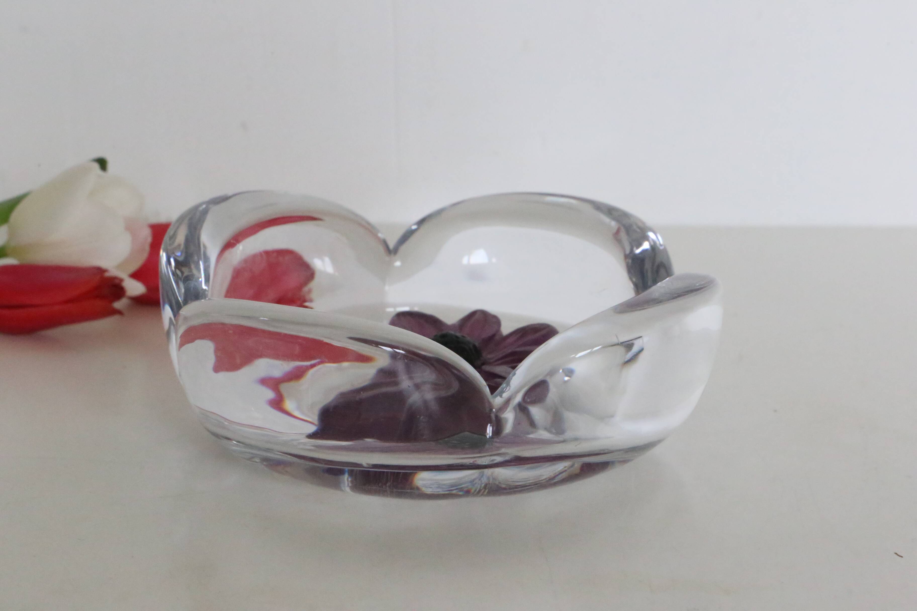 Daum Coppelia series bowl / pocket emptier, crystal and pink glass paste
