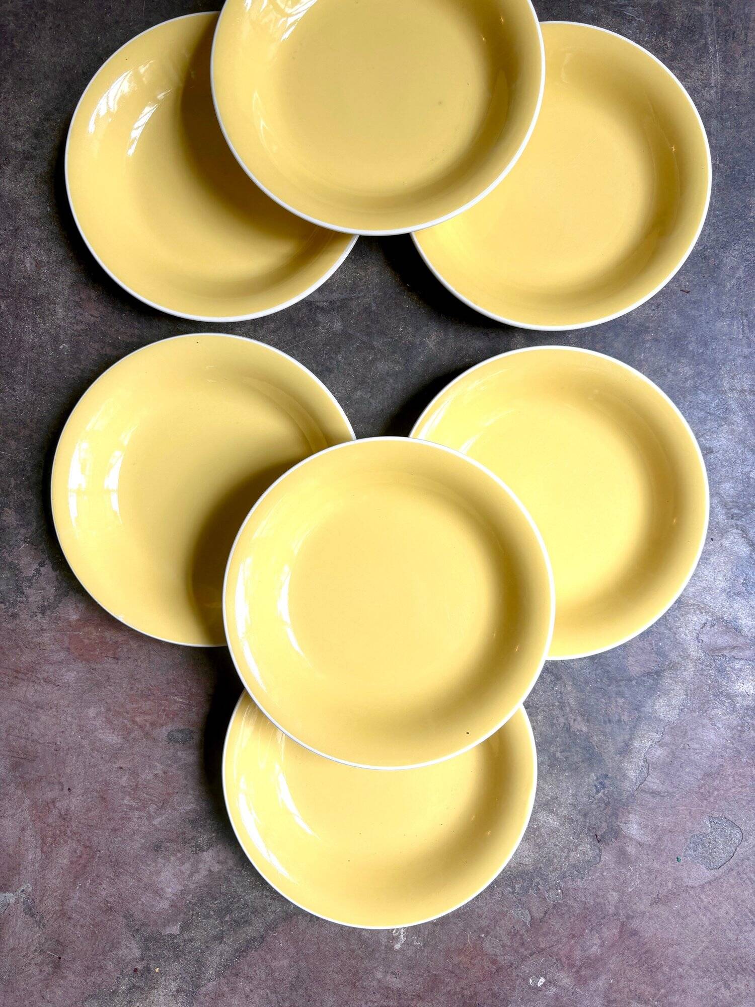 8 Villeroy & Boch soup plates in yellow enamelled earthenware