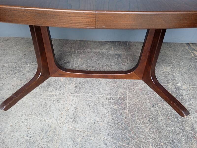 Baumann table + 2 wooden extensions ep 1970