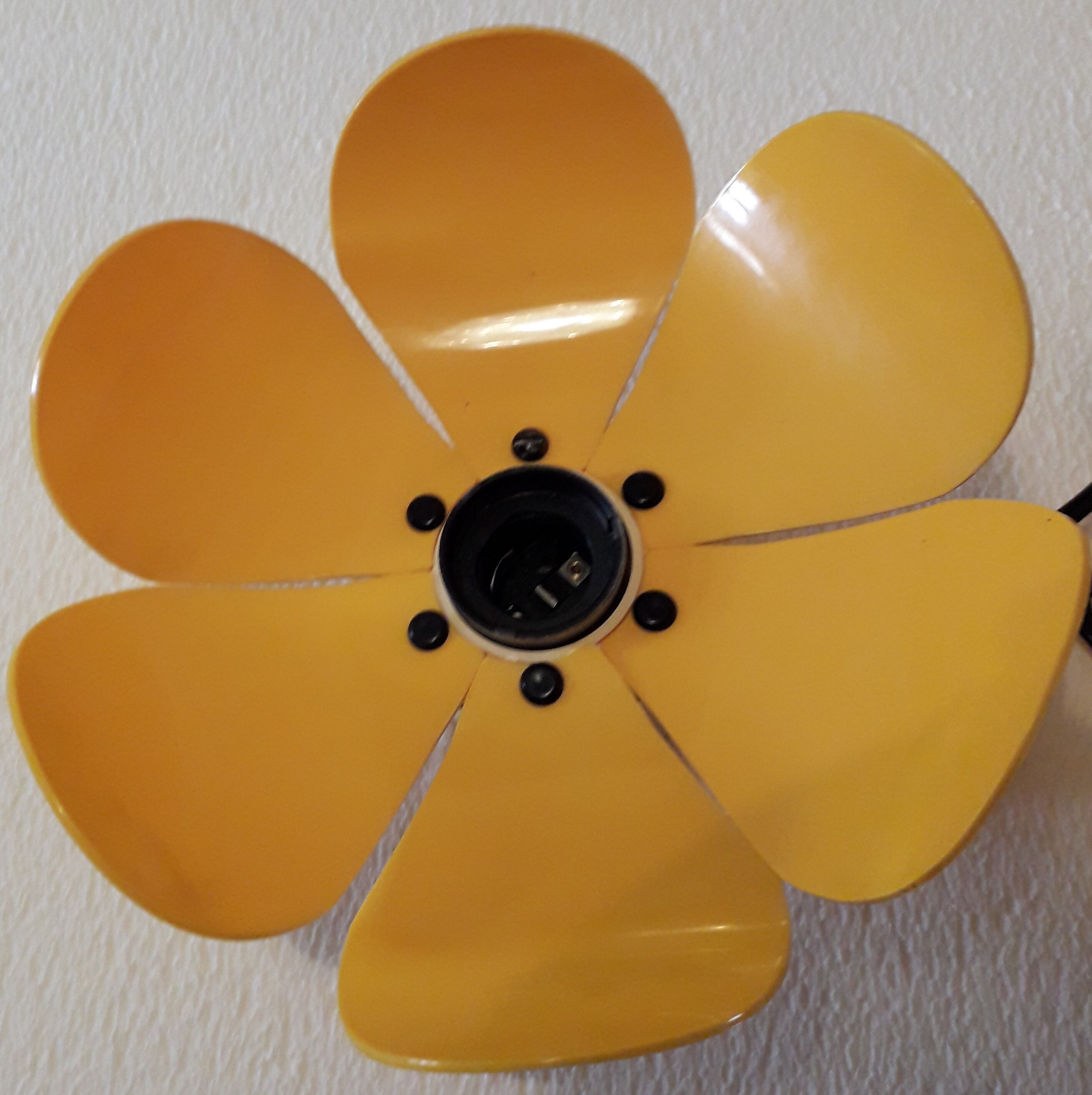 Duo of orange flower wall lamps 70
