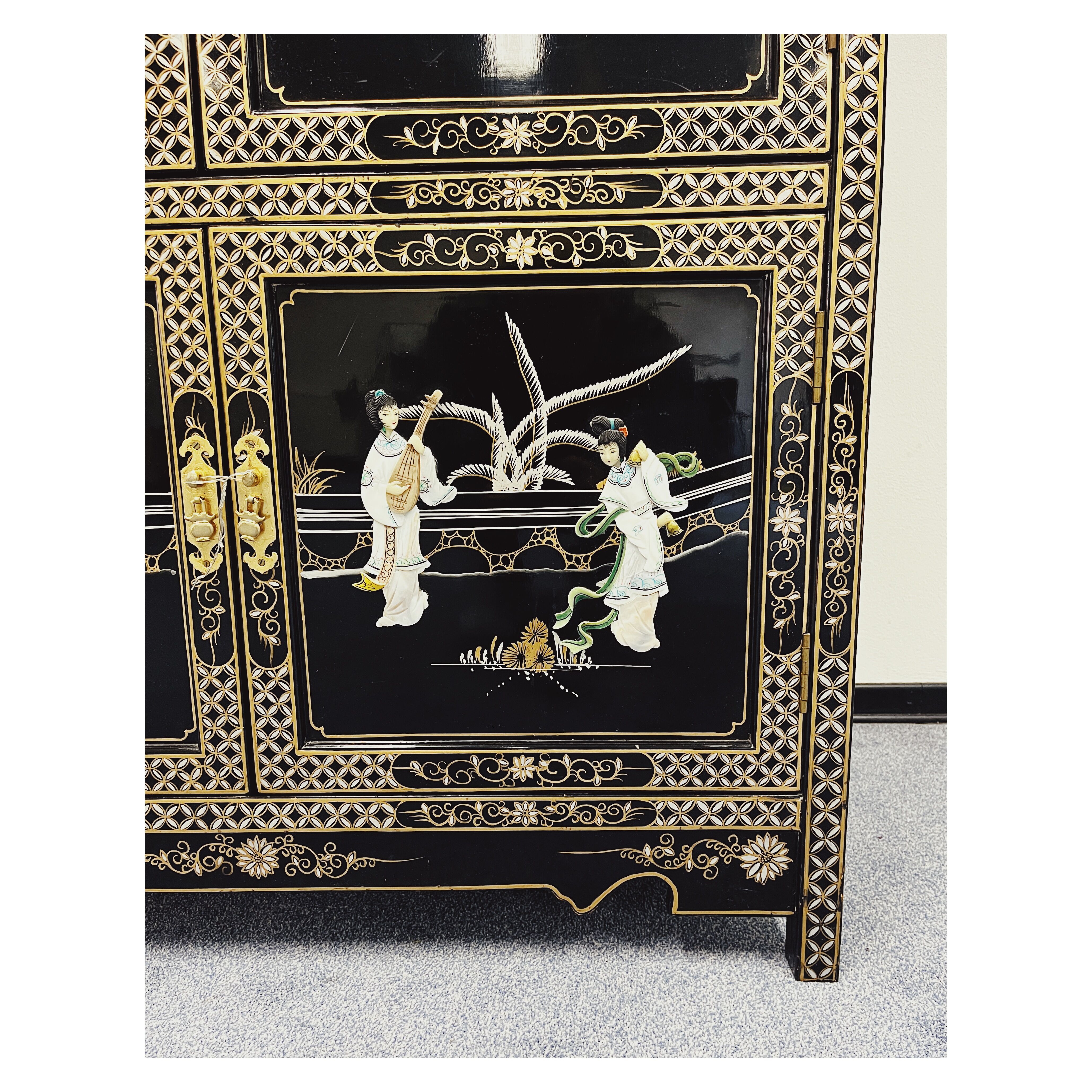 Chinese closet with stone