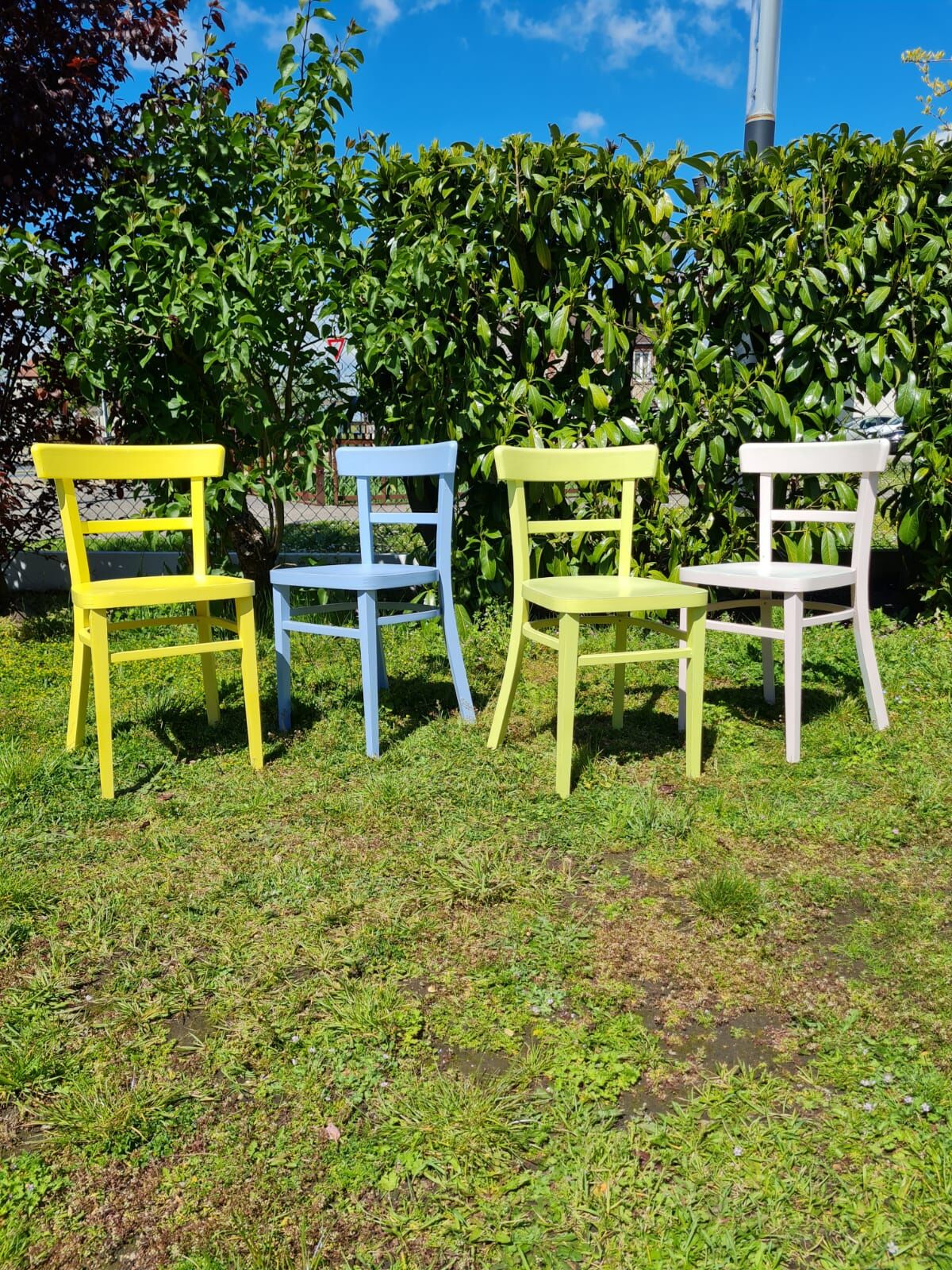 Série de 4 chaises Baumann en bois pastel