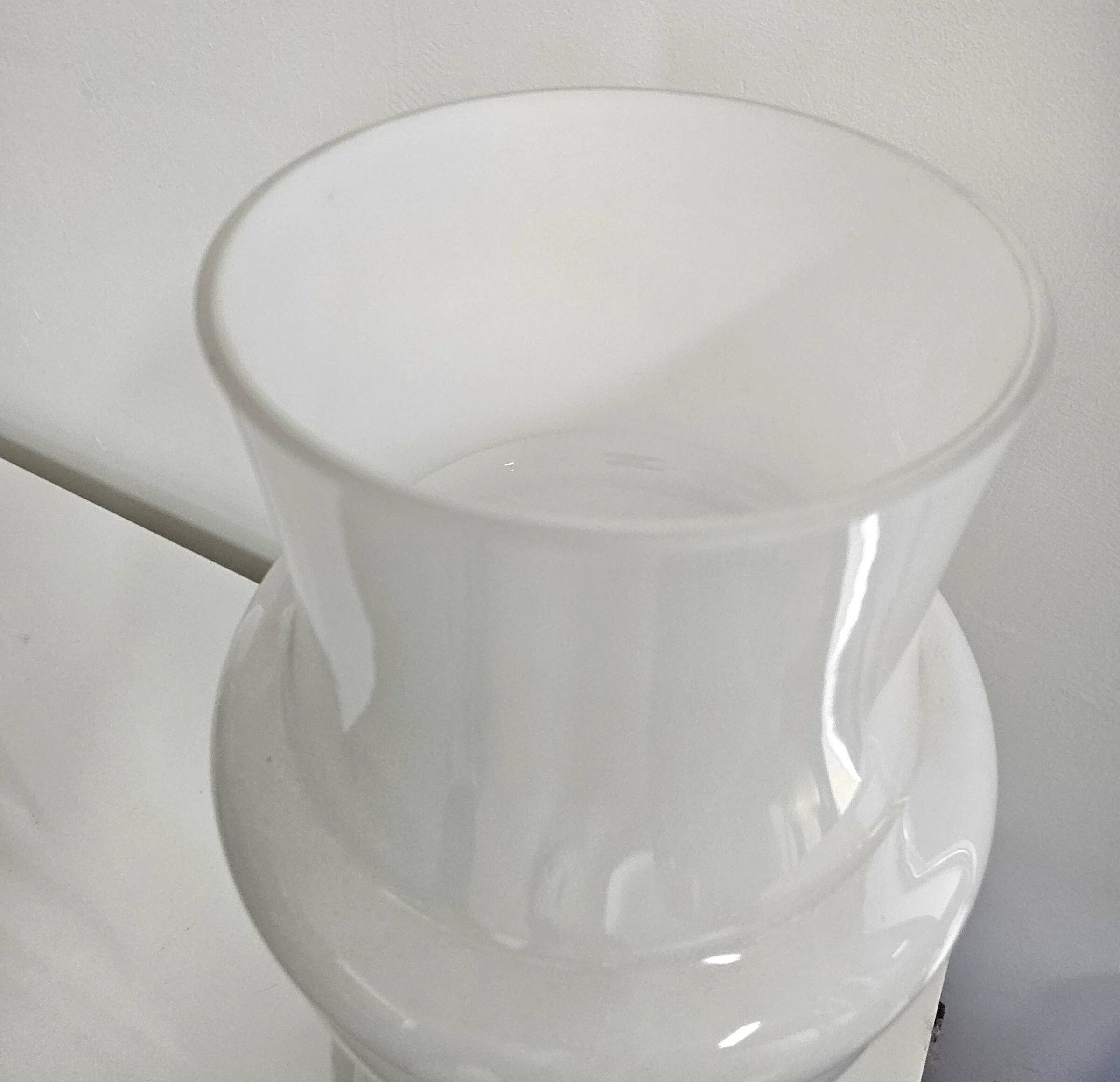 Vases en opaline