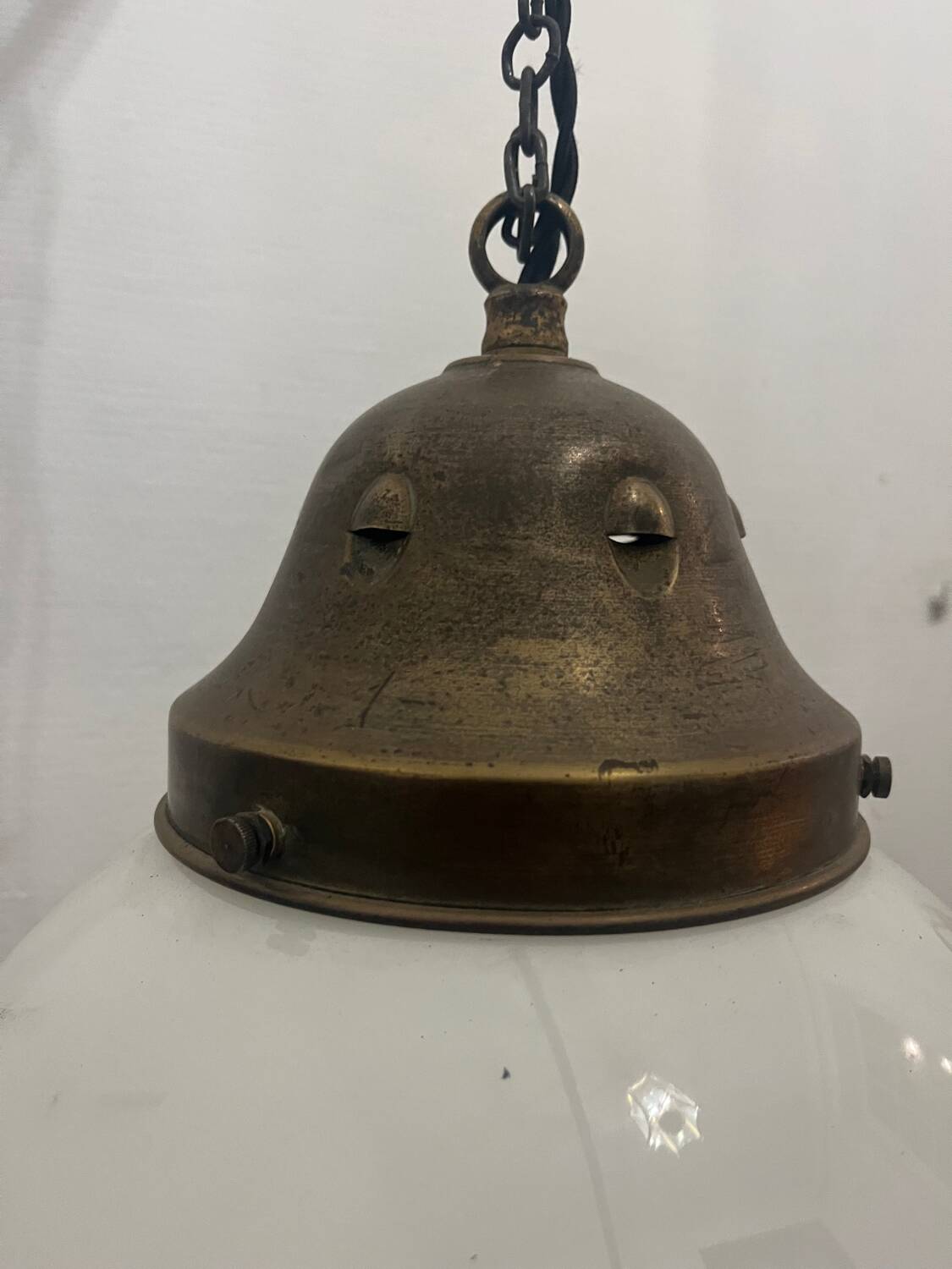 Important opaline suspension