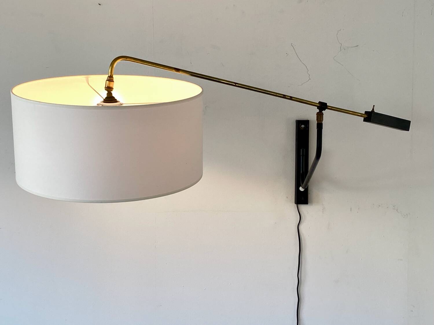 Wall lamp with arms and counterweight 1950