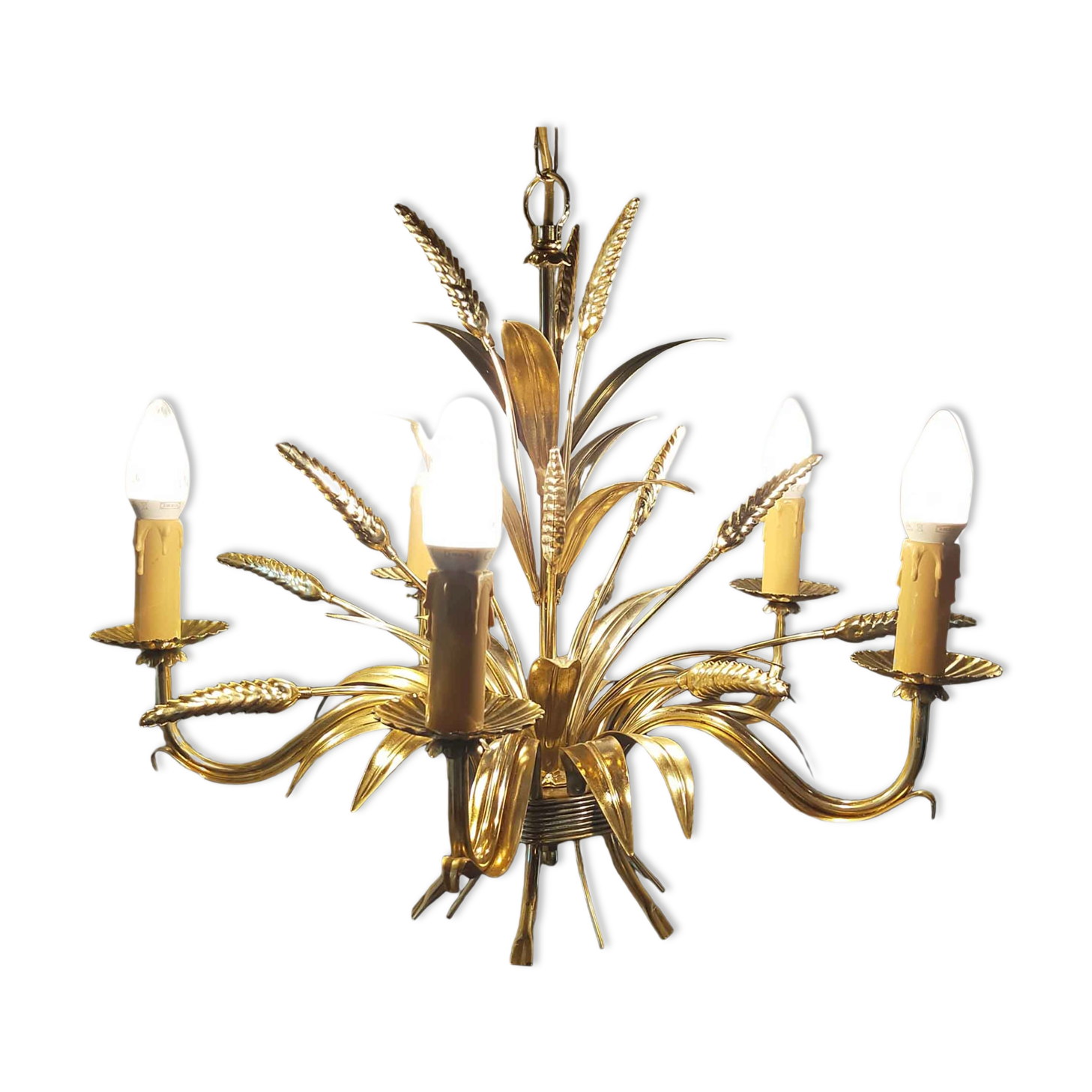 Hanging lamp ears of wheat