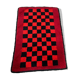 Tapis à carreaux noir rouge vintage