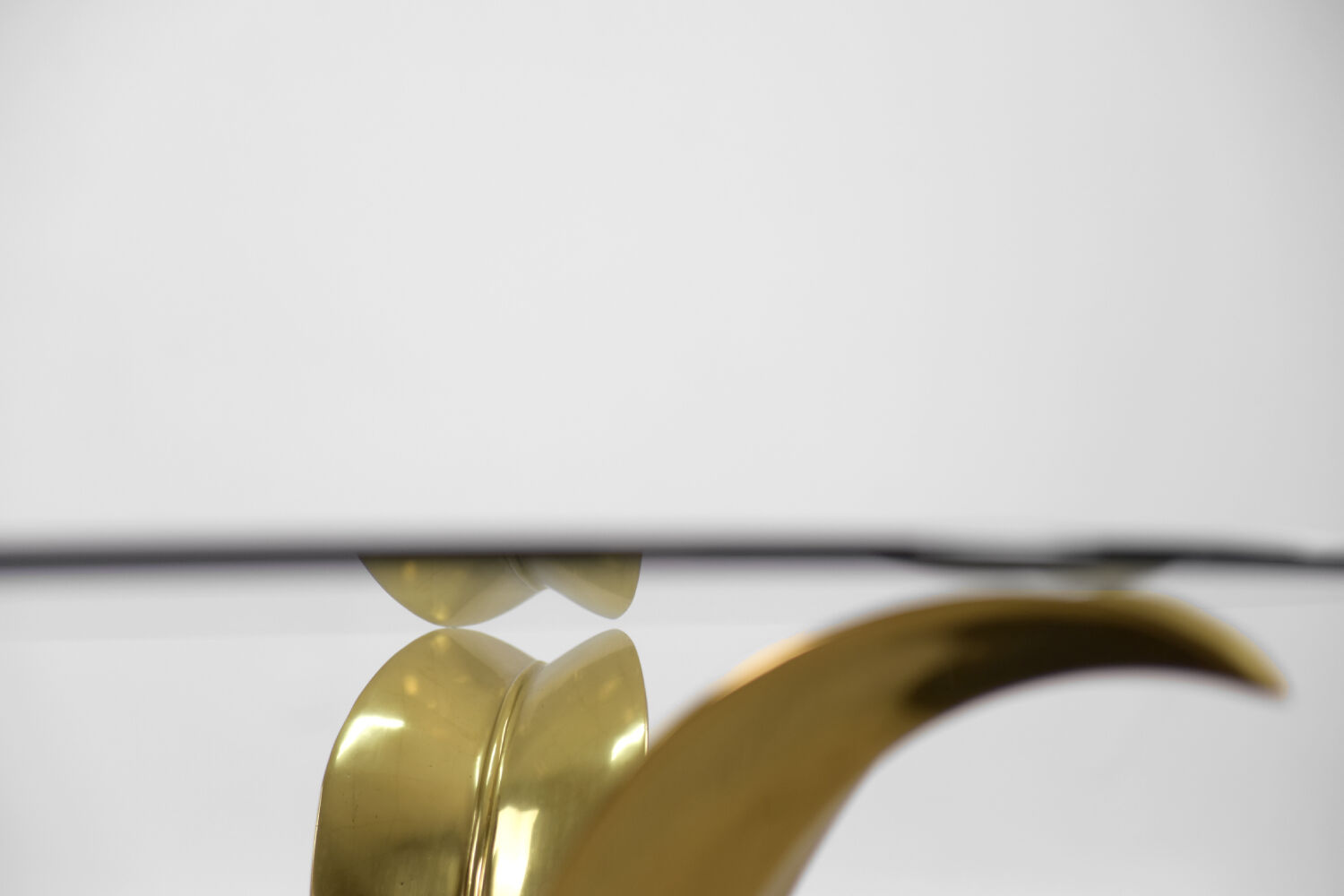 Vintage Glamour Hollywood Regency Glass & Brass Palm Leaf Cocktail Coffee Table, 1970s