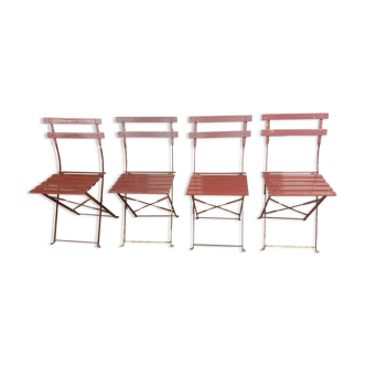 4 square folding chairs