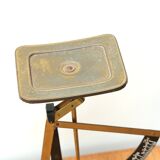 Libra weighs letter, 50s