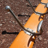 School wall door - 11-patère orange rail