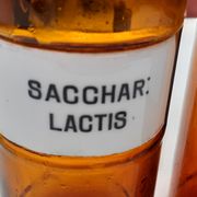 Pair of bottles at pharmacy glass labels porcelain 19th
