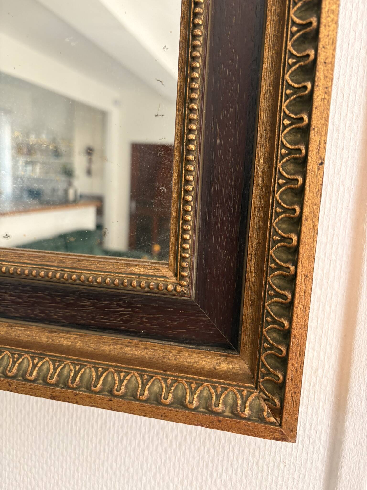 Golden Rectangular Wall Mirror Wood Louis XVI Style Acanthus Leaf Pearled