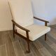 Fauteuil scandinave refait tissus bouclettes