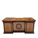 Pedestal desk