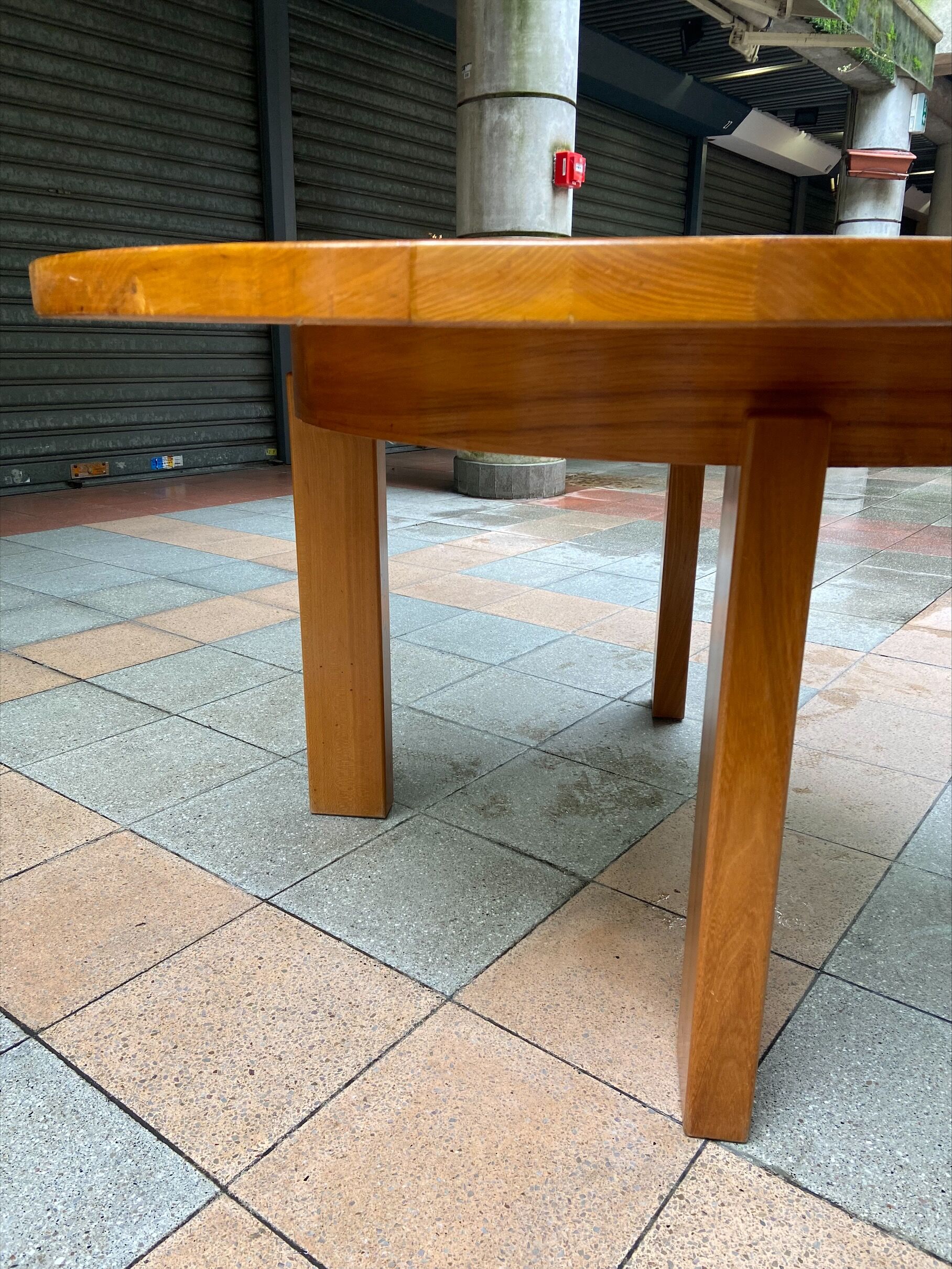 Dining table - Maison Regain - 70s