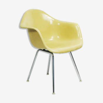 Eames DAX vintage chair