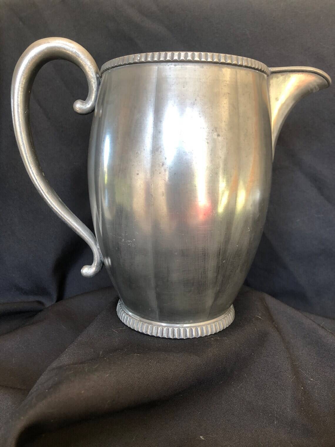 1 liter pewter pitcher, mid-20th century work