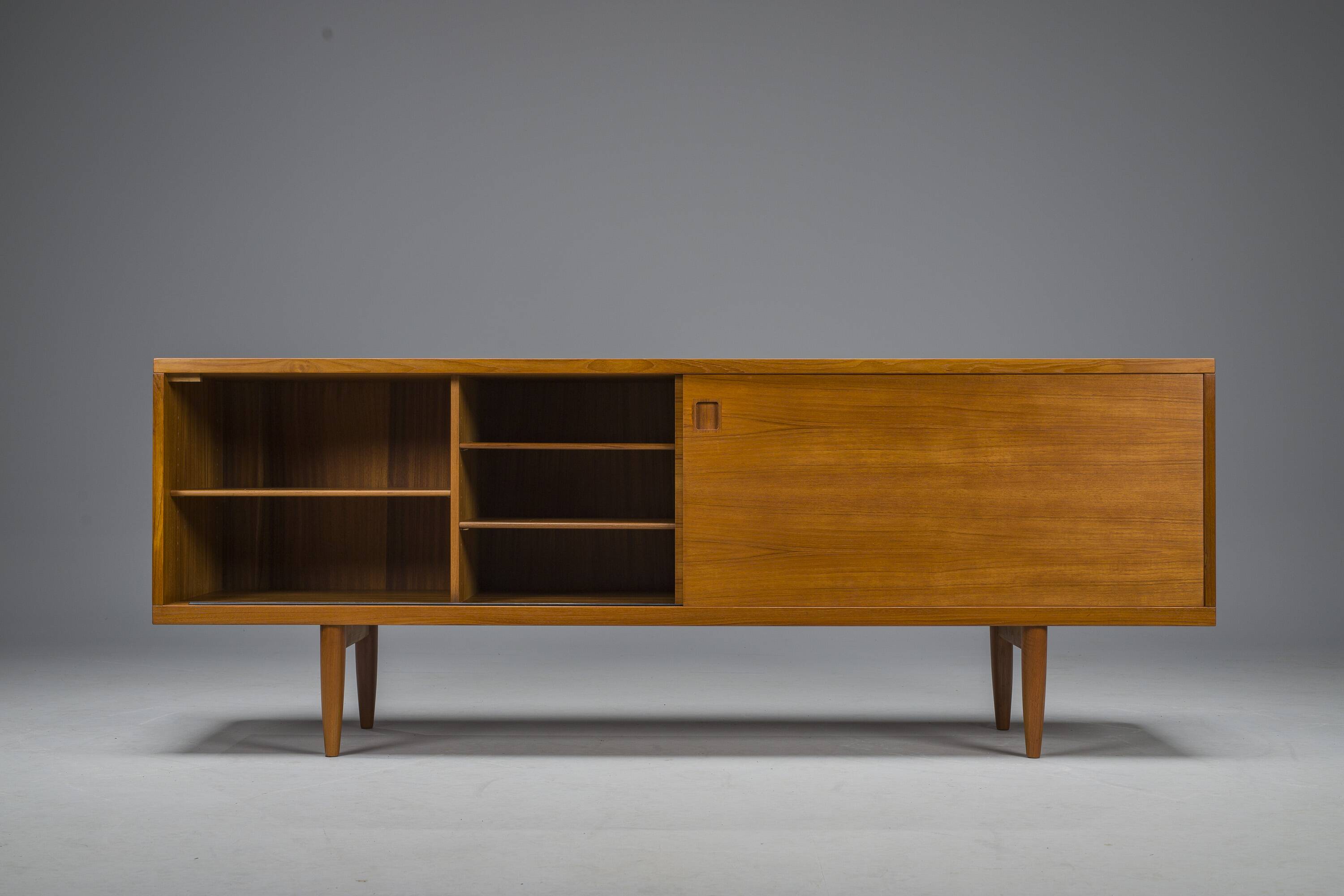 Vintage Model No. 20 Sideboard by Niels O. Møller for JL Møllers, 1960s