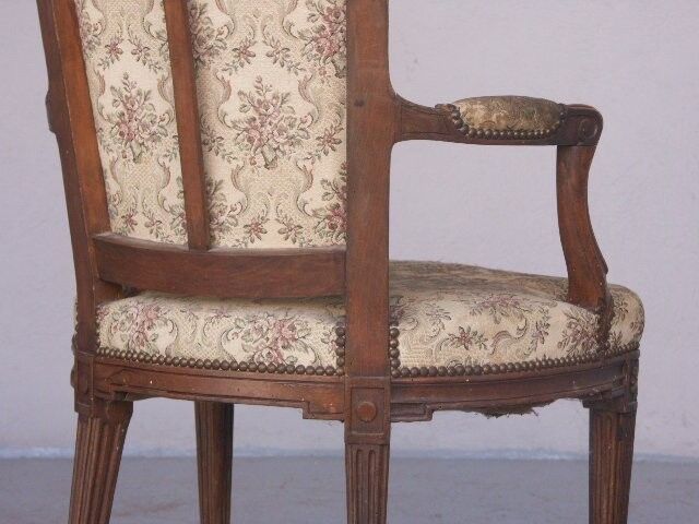 Set of 4 chairs Louis XVI style