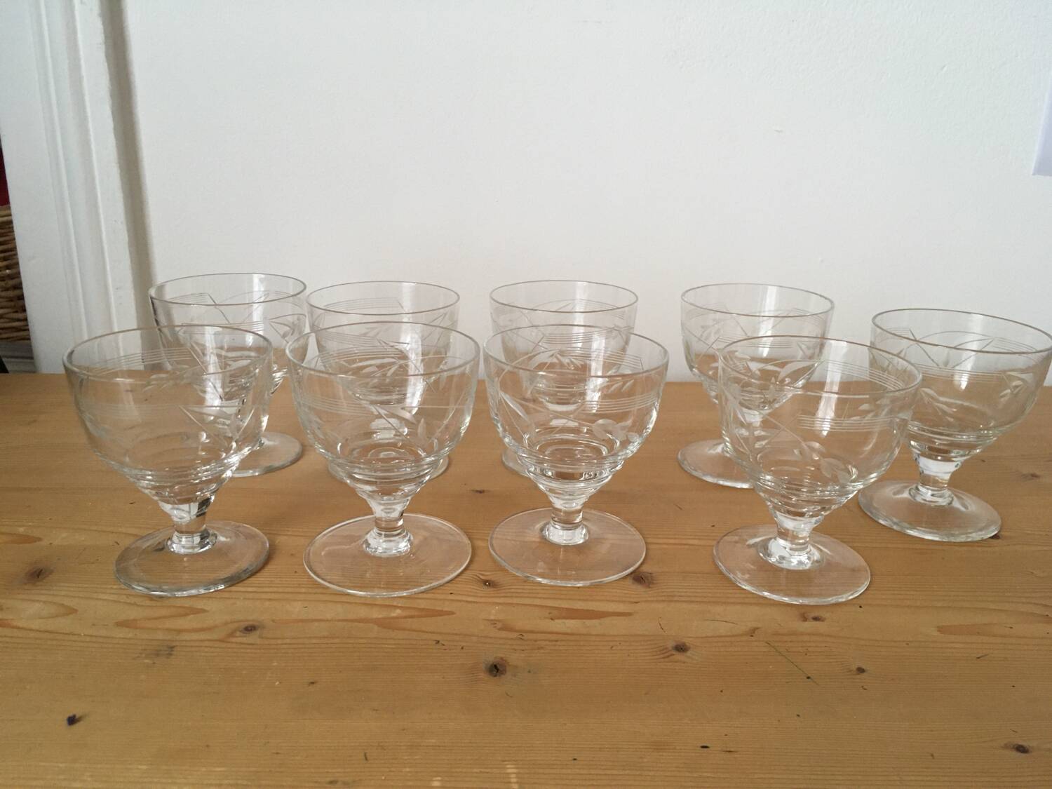 Antique glass service